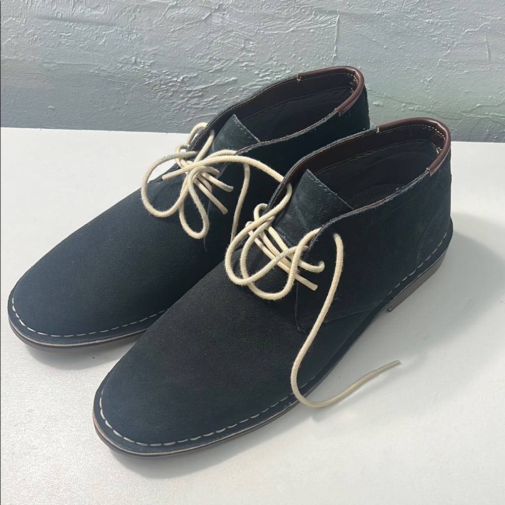 Reaction Kenneth Cole Black Chukka Boots